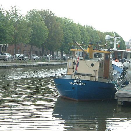 B&B Waterside Brujas Exterior foto